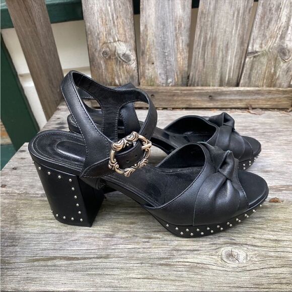 THE KOOPLES Stud Details Leather Sandals size EU 38 - Picture 11 of 16